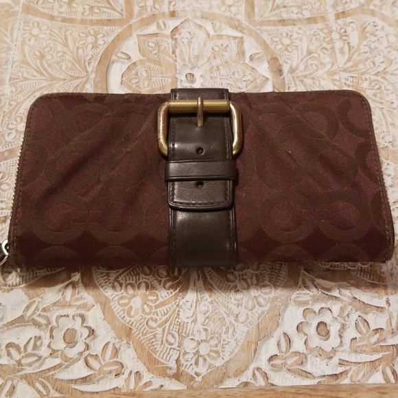 Coach Handbags - Coach wallet